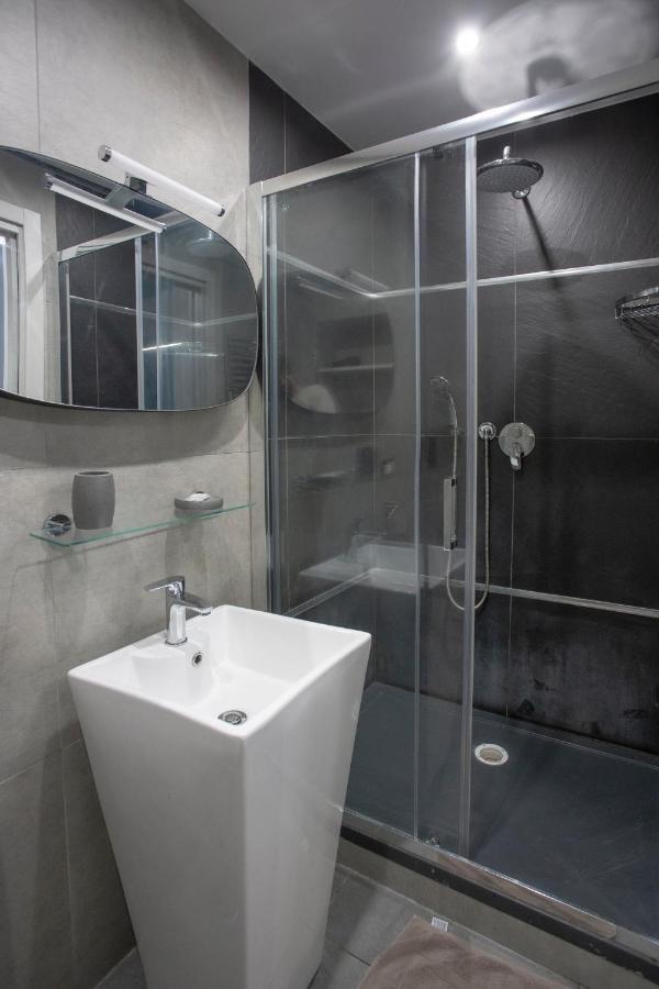 Lounge House Cunfida - San Pietro Apartment Рим Екстериор снимка